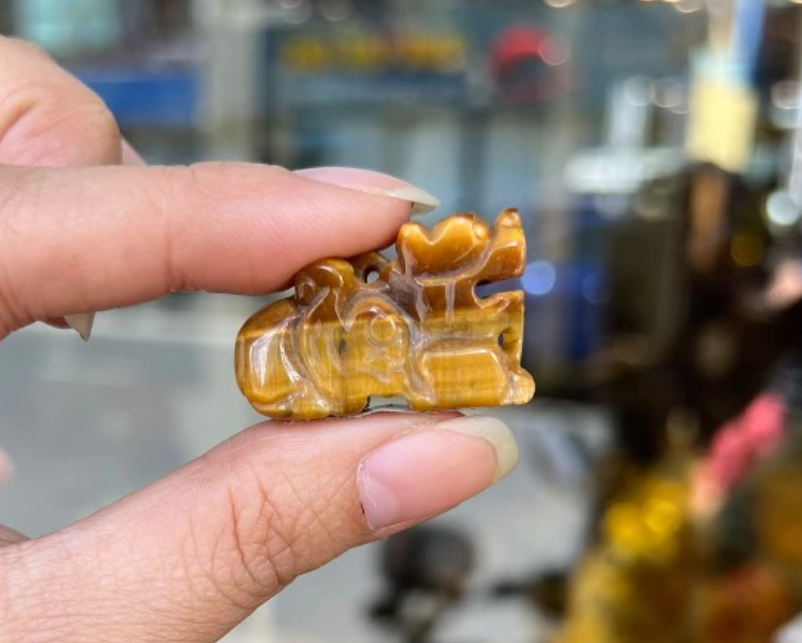 Tỳ hưu đá mắt mèo - Hình ảnh 4